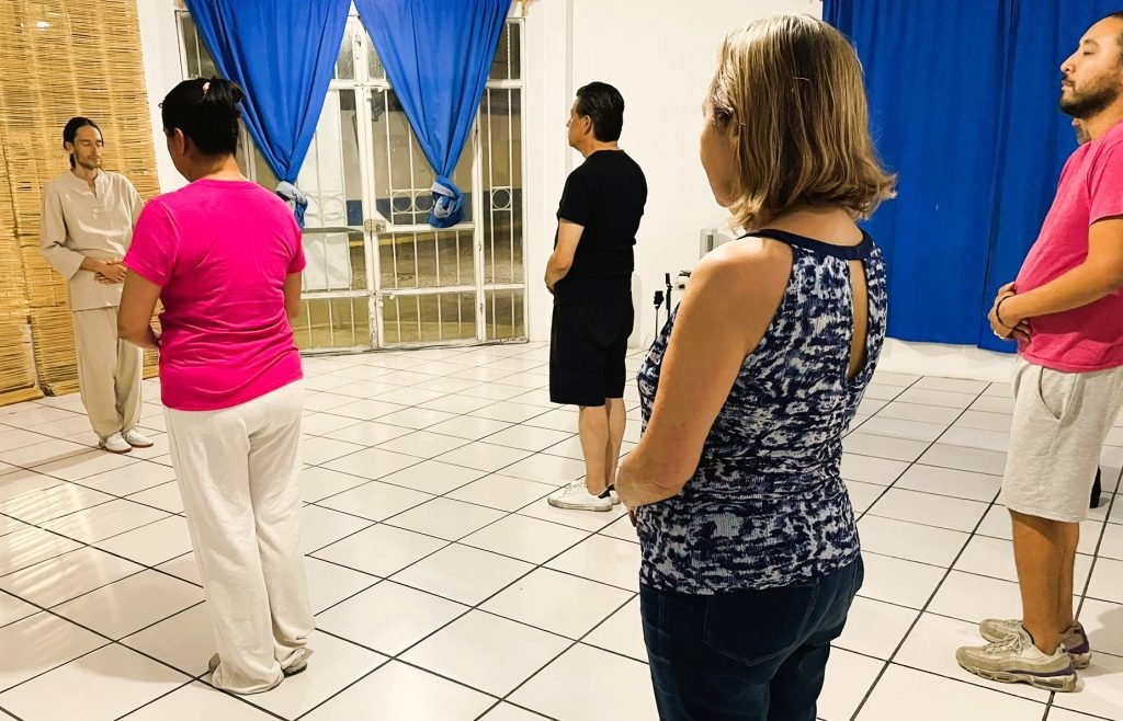 Relajación al final de la clase de Taichi y Chikung Taichipuebla Cholula